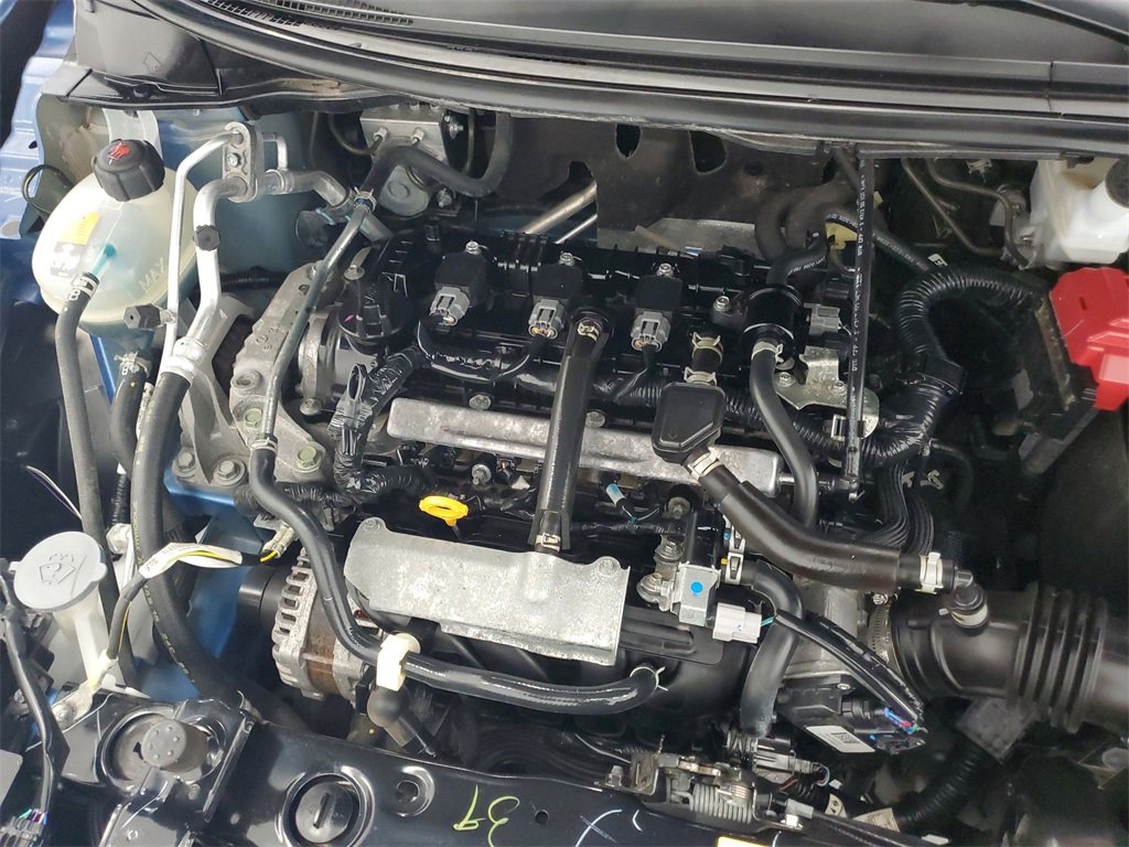 Used 2024 Nissan Versa SR image 11