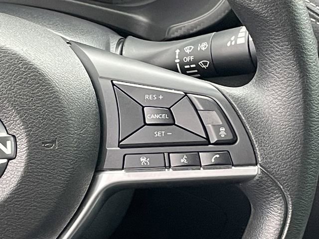 Used 2025 Nissan Sentra SV FWD image 13