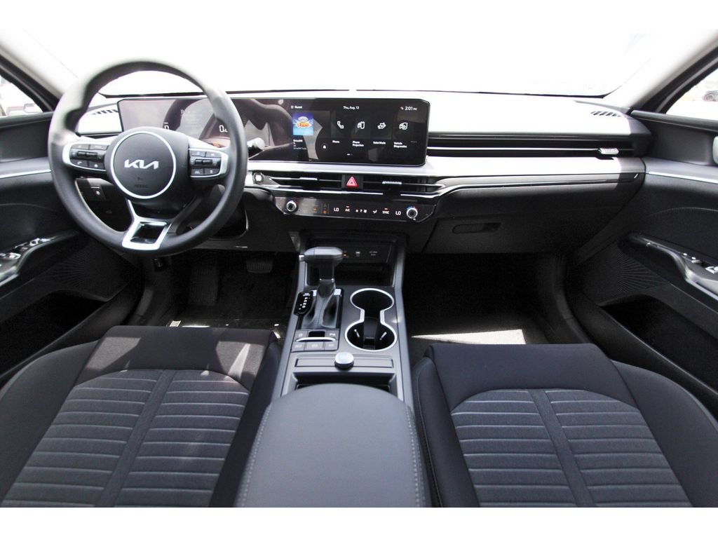 New 2026 Kia K5 LXS FWD image 10