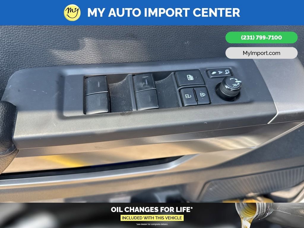 Used 2022 Toyota Tundra SR5 image 7