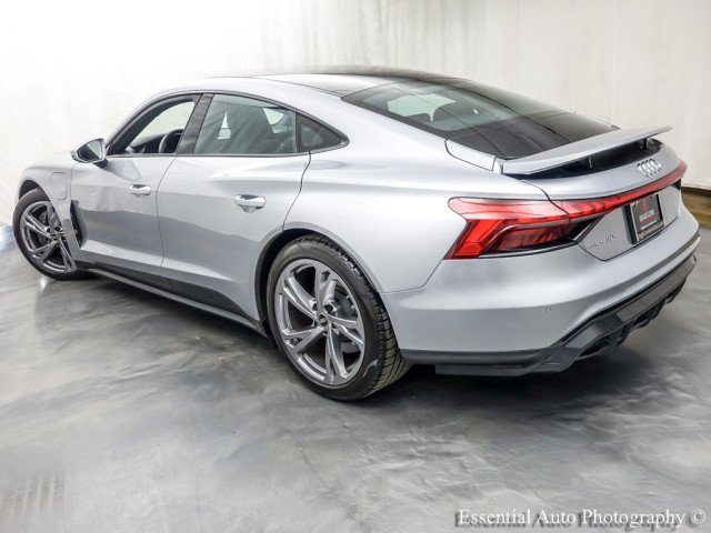 Used 2022 Audi e-tron GT Premium Plus image 8