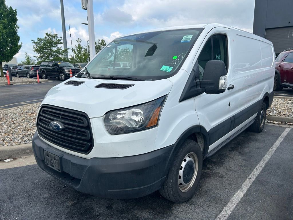 Used 2019 Ford Transit 150 130 Low Roof RWD image 2