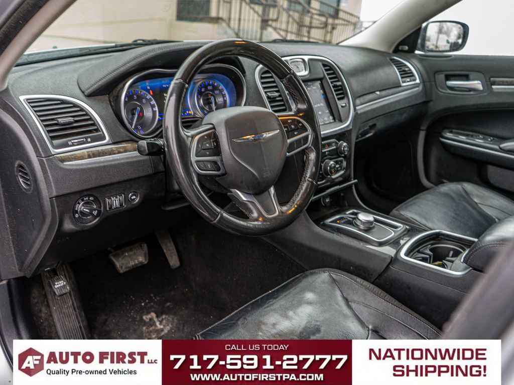 Used 2020 Chrysler 300 Limited image 11