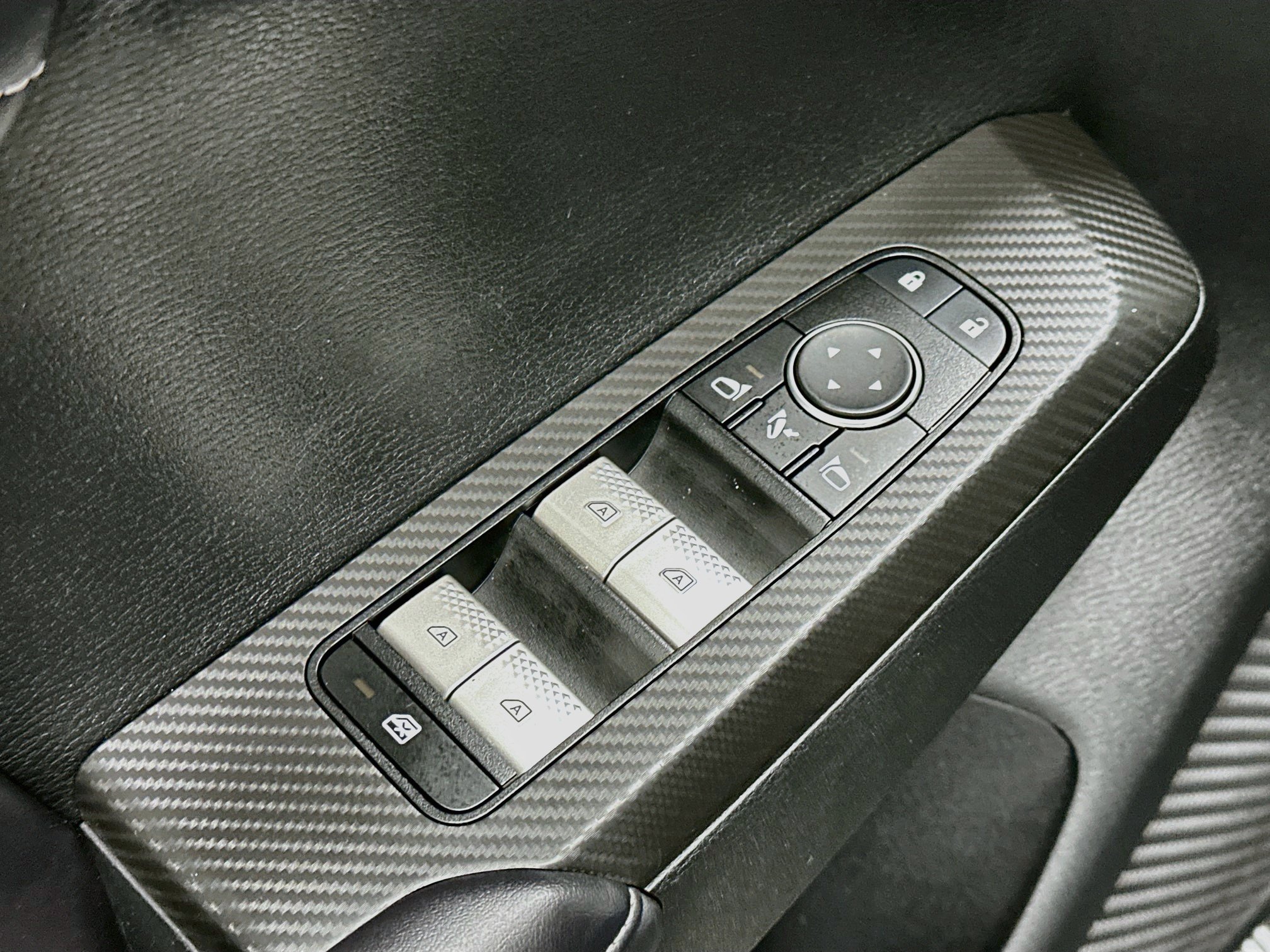 Used 2024 Mitsubishi Outlander SE AWD/4WD image 15