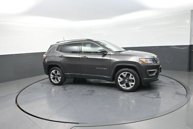 Used 2021 Jeep Compass Limited image 15