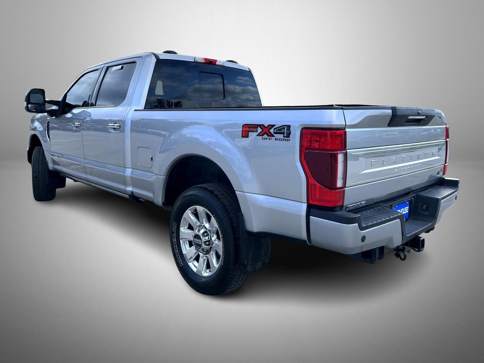 Used 2022 Ford F250 Platinum w/ FX4 Off-Road Package image 7