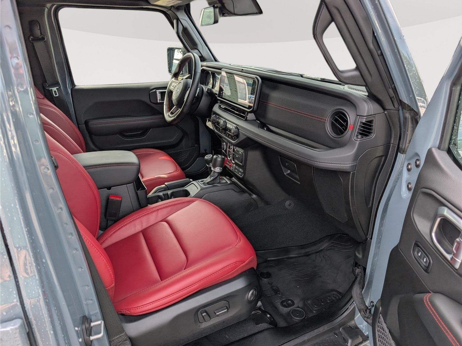 Used 2024 Jeep Wrangler Unlimited Rubicon 392 AWD/4WD image 10