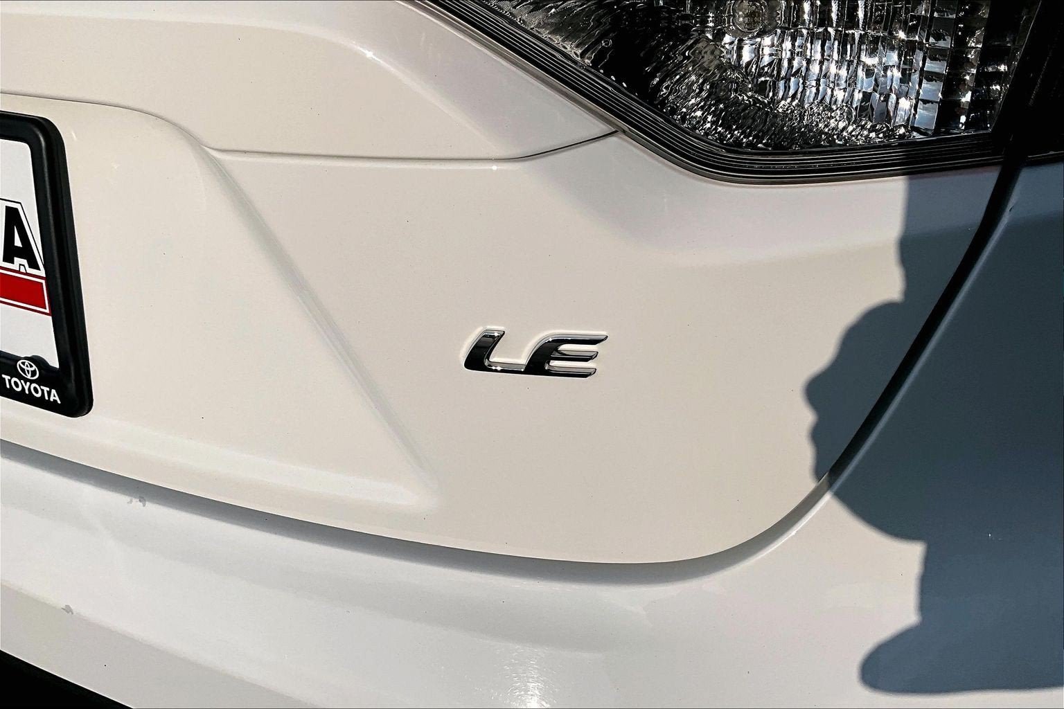Used 2024 Toyota Corolla LE FWD image 8