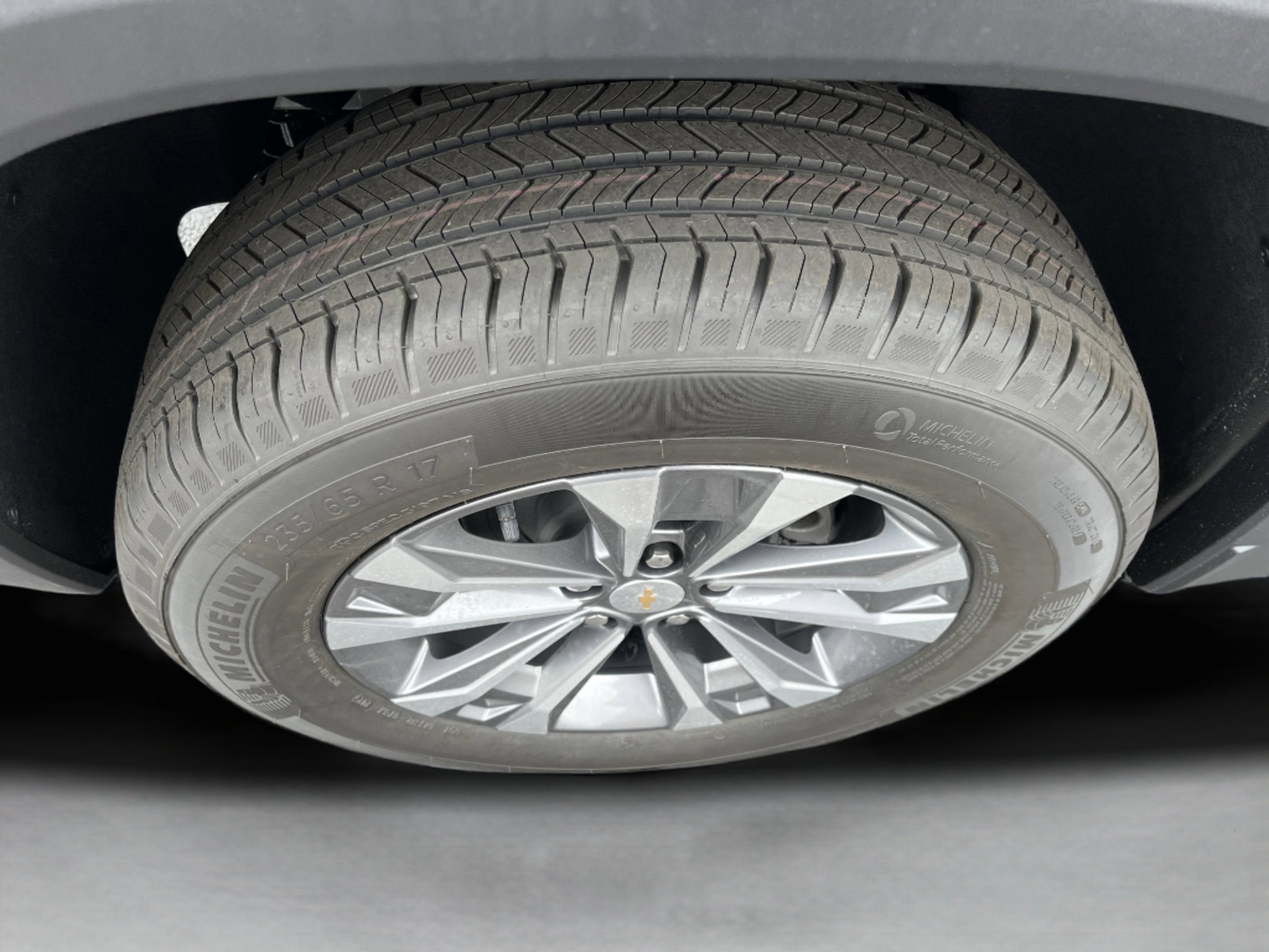 New 2026 Chevrolet Equinox LT w/ Safety and Technology Package image 11