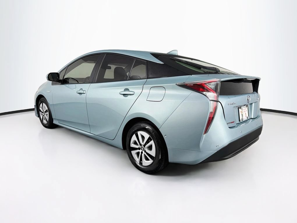 Used 2017 Toyota Prius Two w/ Prius Two Safety Plus Package FWD image 7