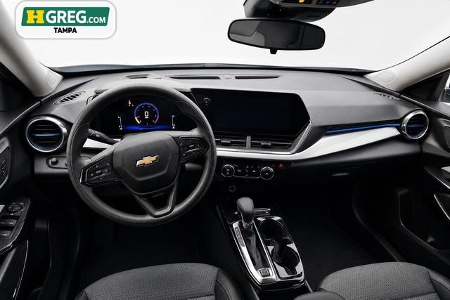 Used 2026 Chevrolet Trax LT FWD image 15