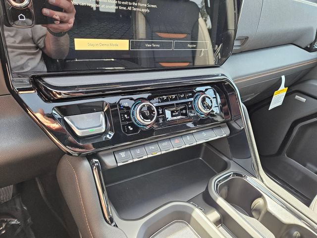 New 2026 GMC Sierra 3500 AT4 w/ AT4 Premium Plus Package AWD/4WD image 30