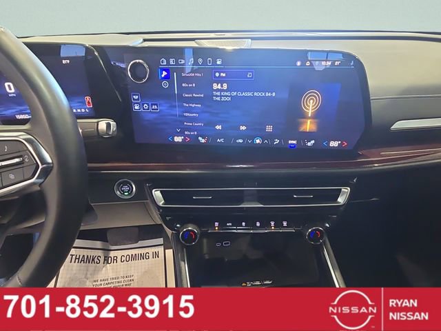 Used 2024 Chevrolet Traverse Z71 w/ Enhanced Driving Package image 30