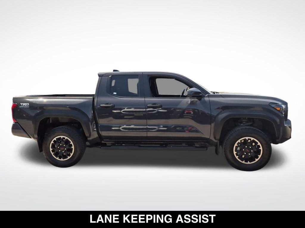 Used 2024 Toyota Tacoma TRD Off-Road AWD/4WD image 6