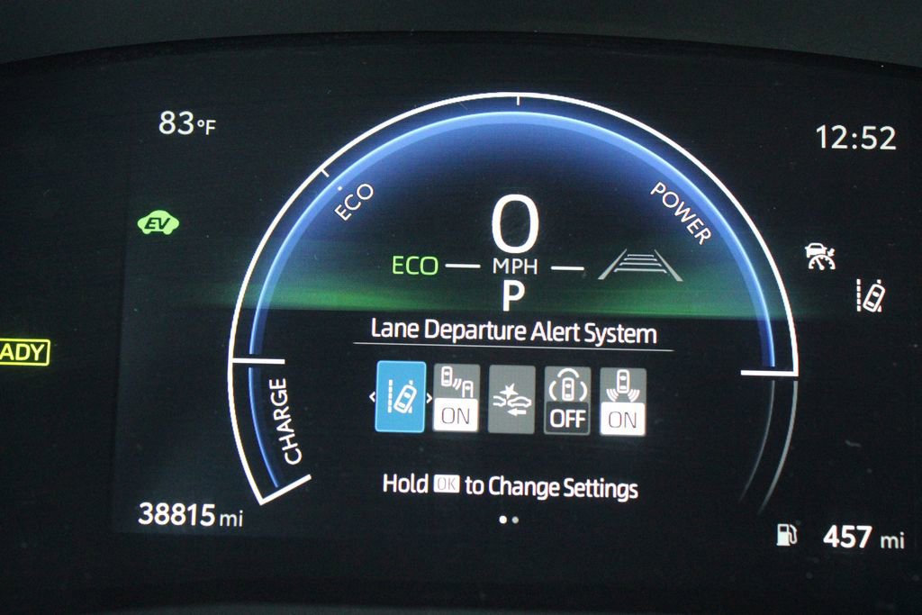 Certified 2025 Toyota Camry SE FWD image 3