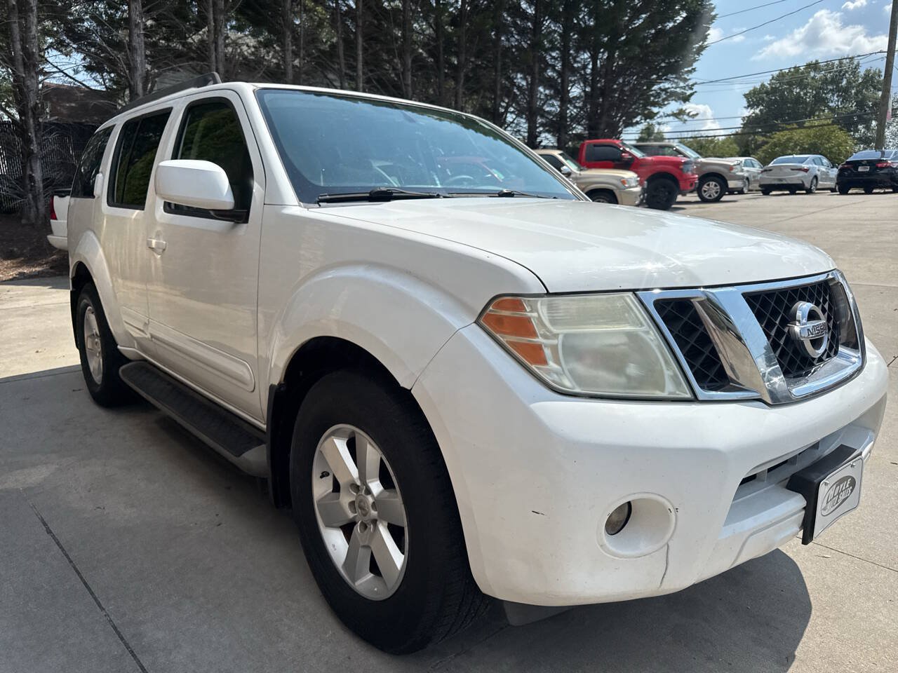 Used 2012 Nissan Pathfinder SV RWD image 8