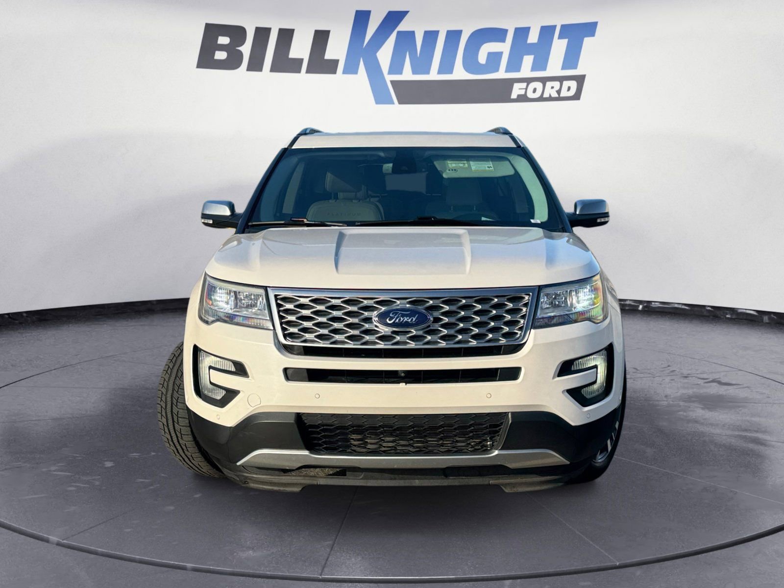 Used 2017 Ford Explorer Platinum image 8