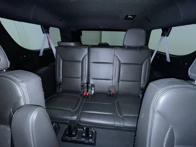 Used 2023 GMC Yukon XL Denali AWD/4WD image 25