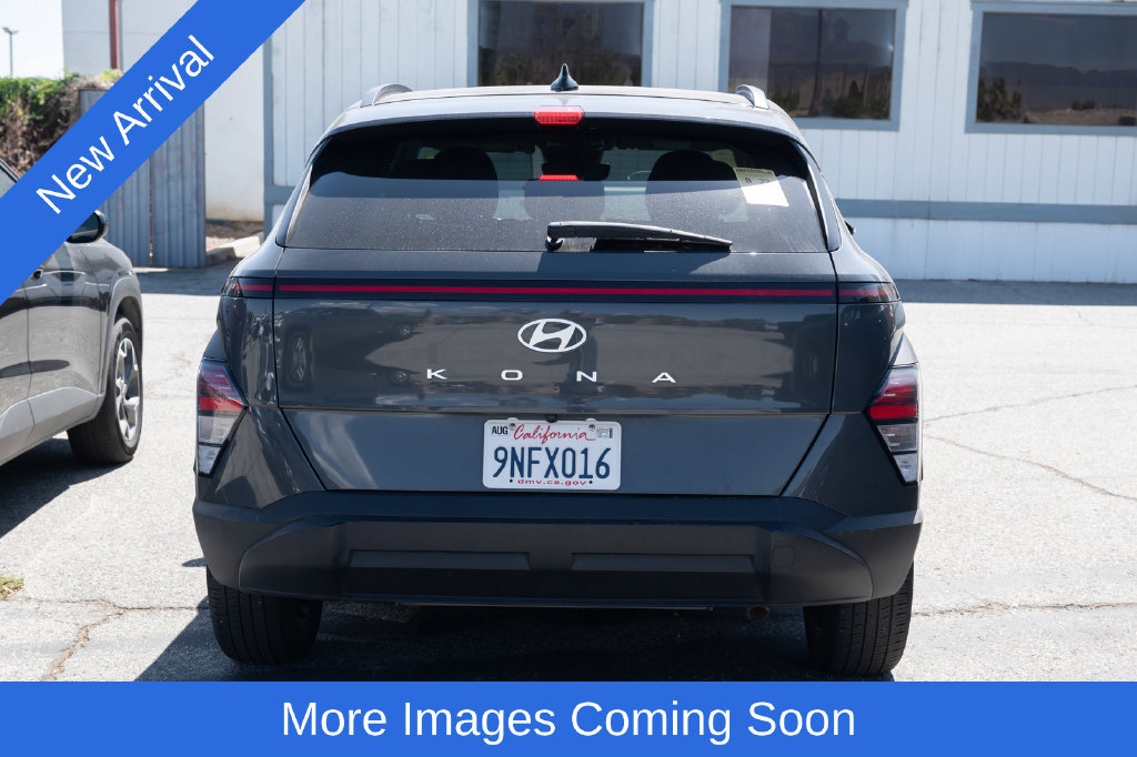 Used 2024 Hyundai Kona SEL FWD image 4