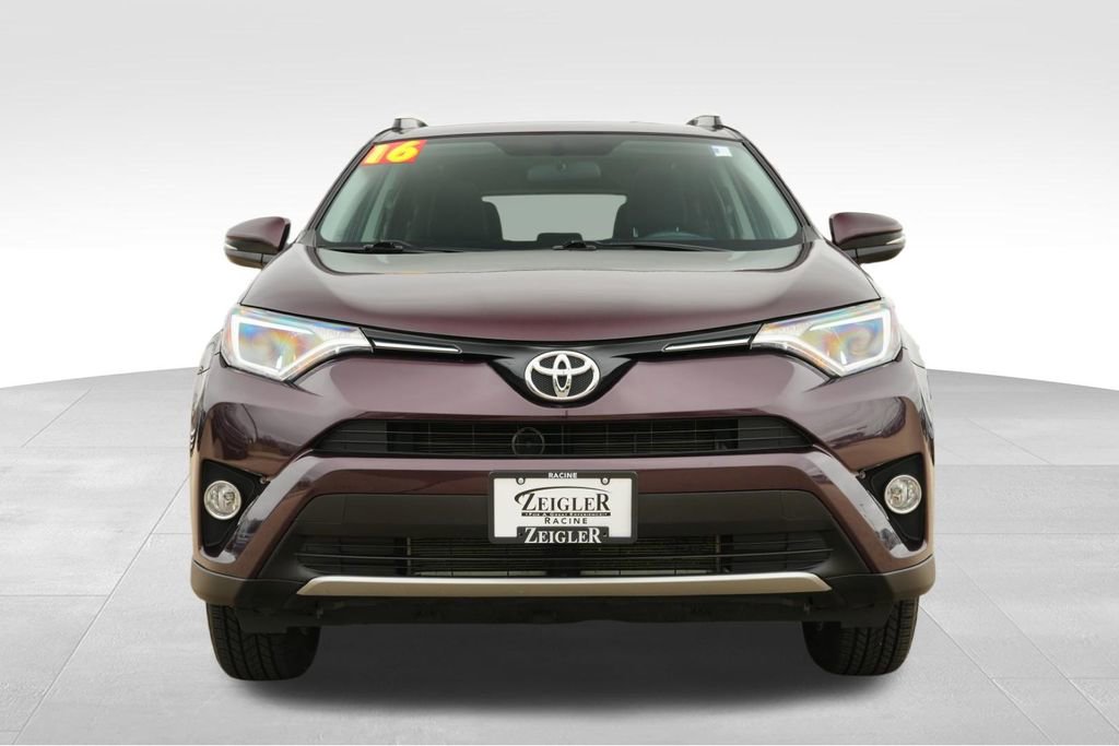 Used 2016 Toyota RAV4 XLE image 2
