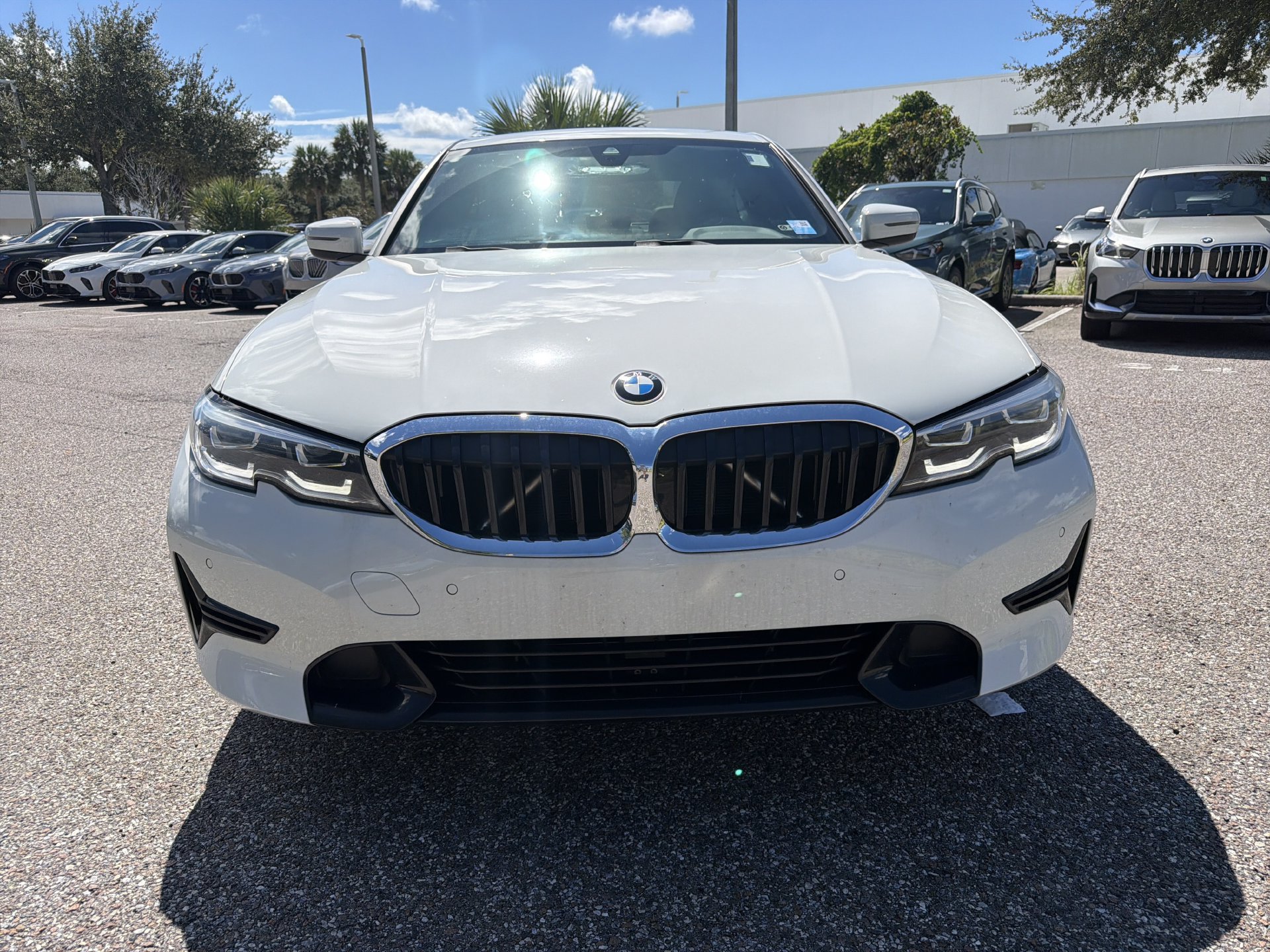 Used 2022 BMW 330i Sedan w/ Driving Assistance Package RWD image 2