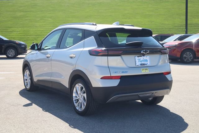 Used 2023 Chevrolet Bolt EUV LT image 6