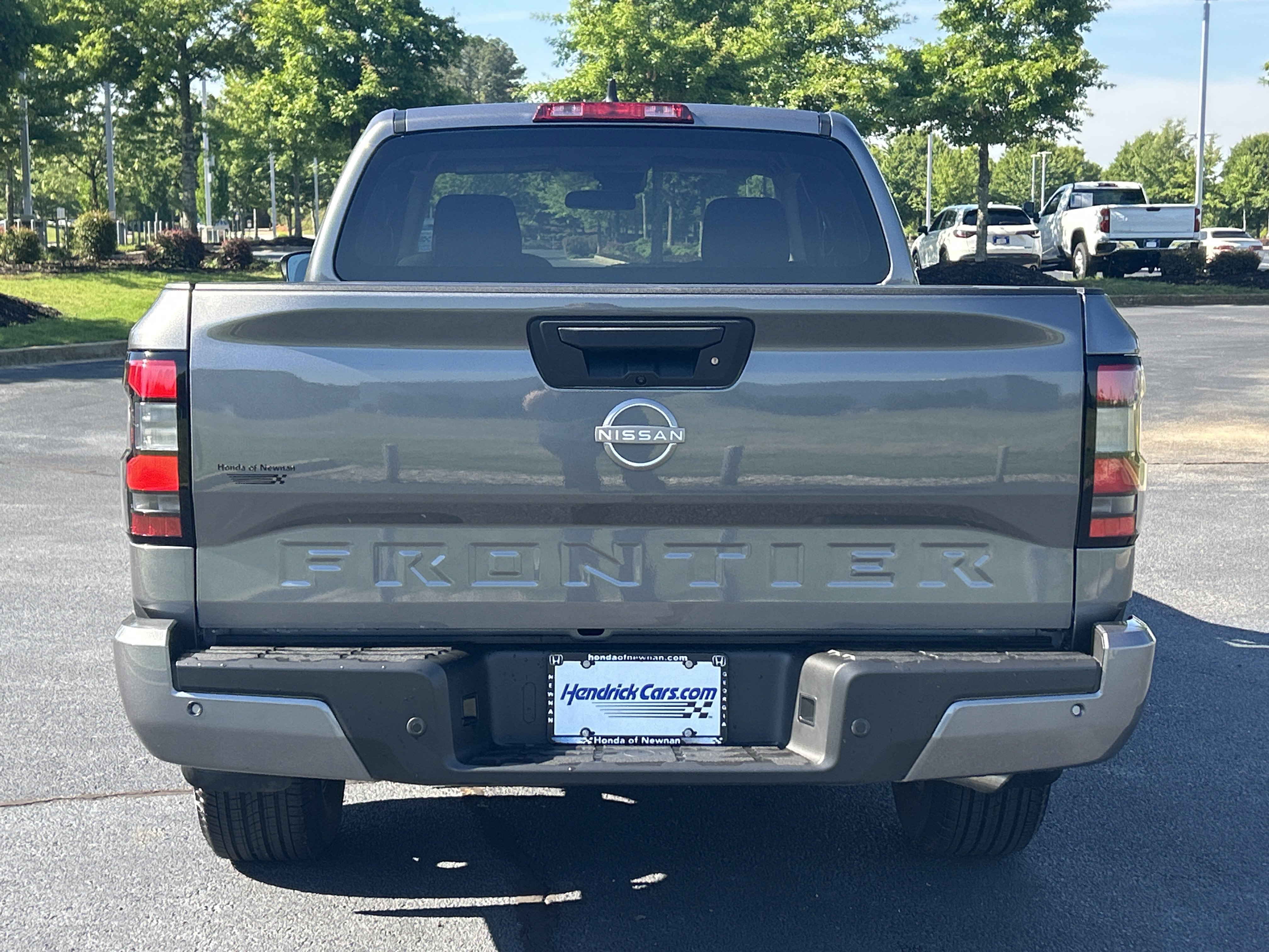 Used 2025 Nissan Frontier SV RWD image 8