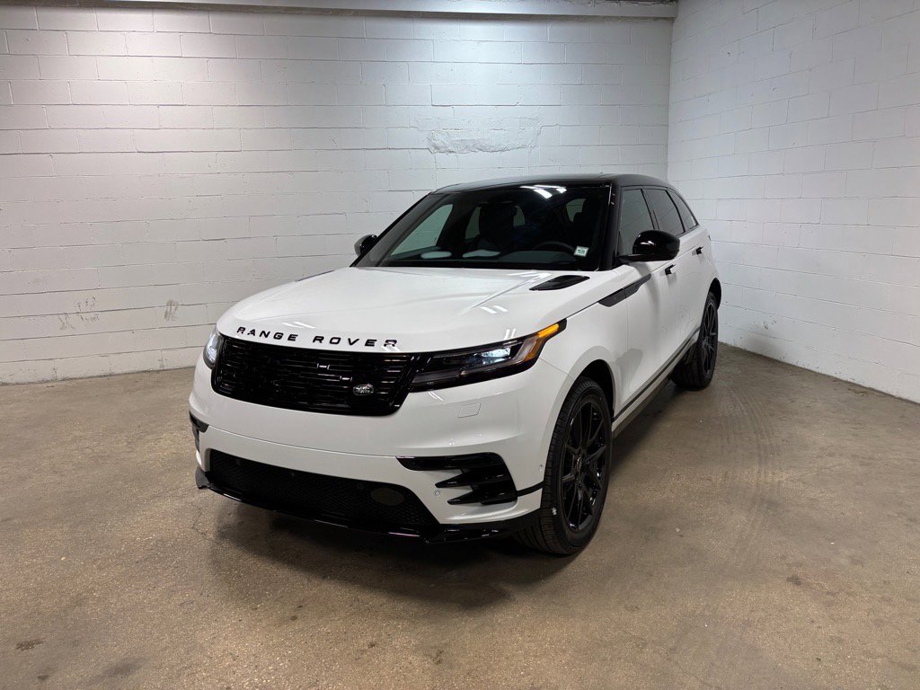 New 2026 Land Rover Range Rover Velar Dynamic SE image 2