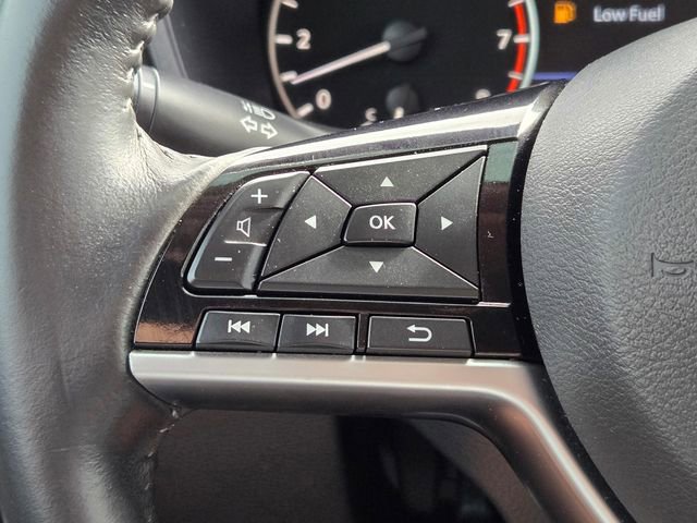 Used 2023 Nissan Altima 2.5 SV w/ SV Premium Package image 19