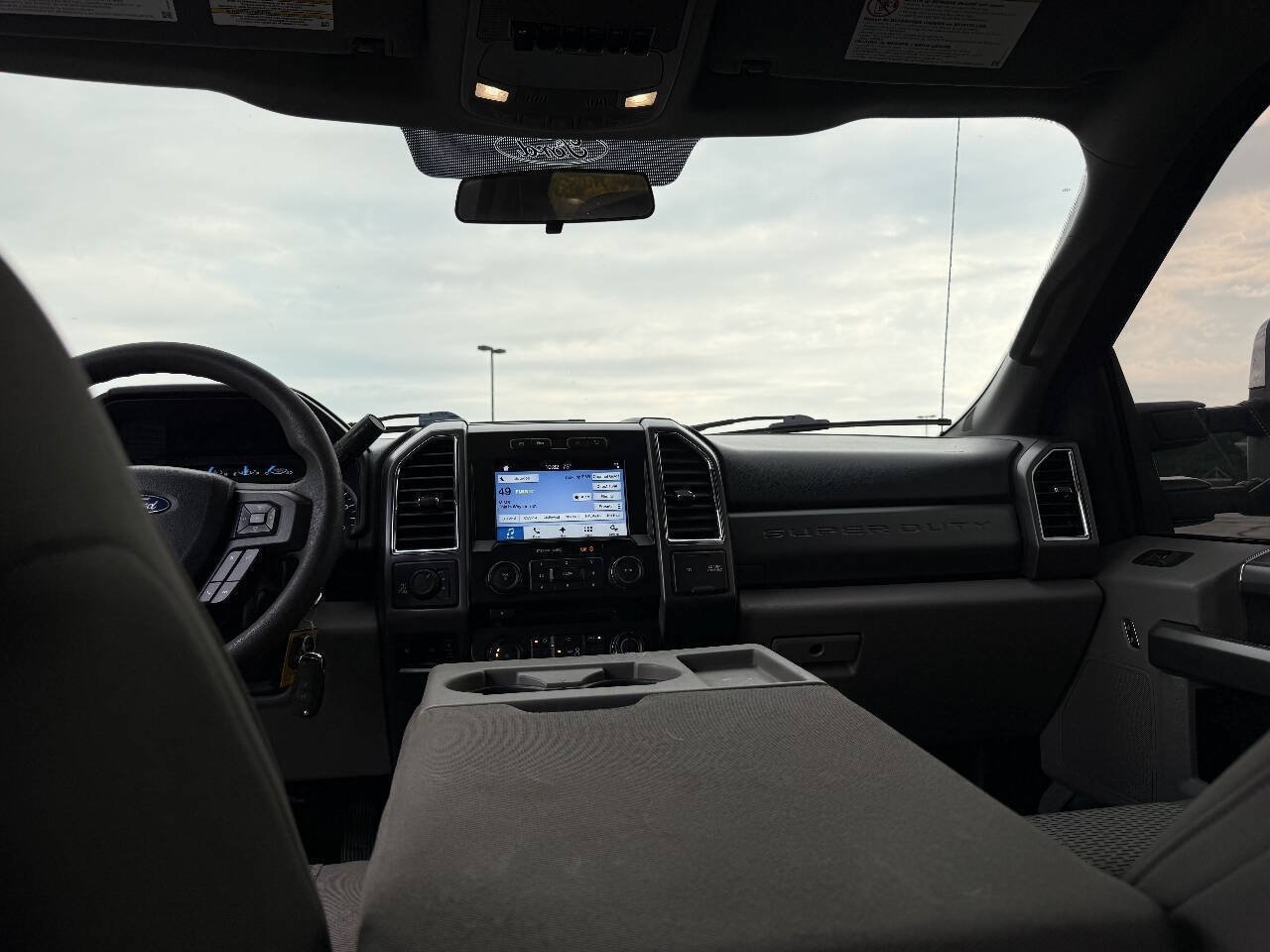 Used 2017 Ford F250 XLT w/ XLT Premium Package AWD/4WD image 17
