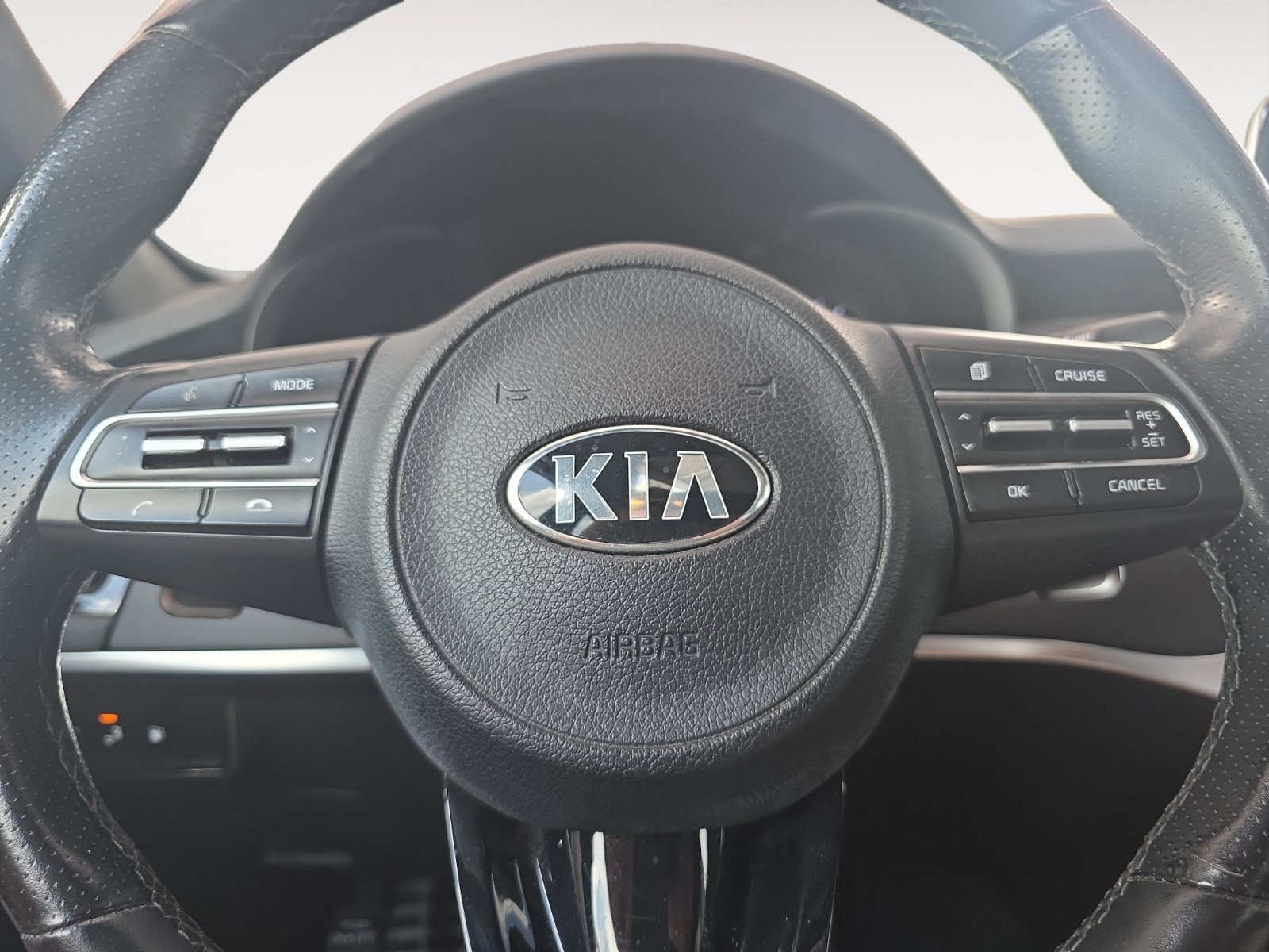 Used 2021 Kia Stinger GT-Line w/ Sun & Sound Package RWD image 9