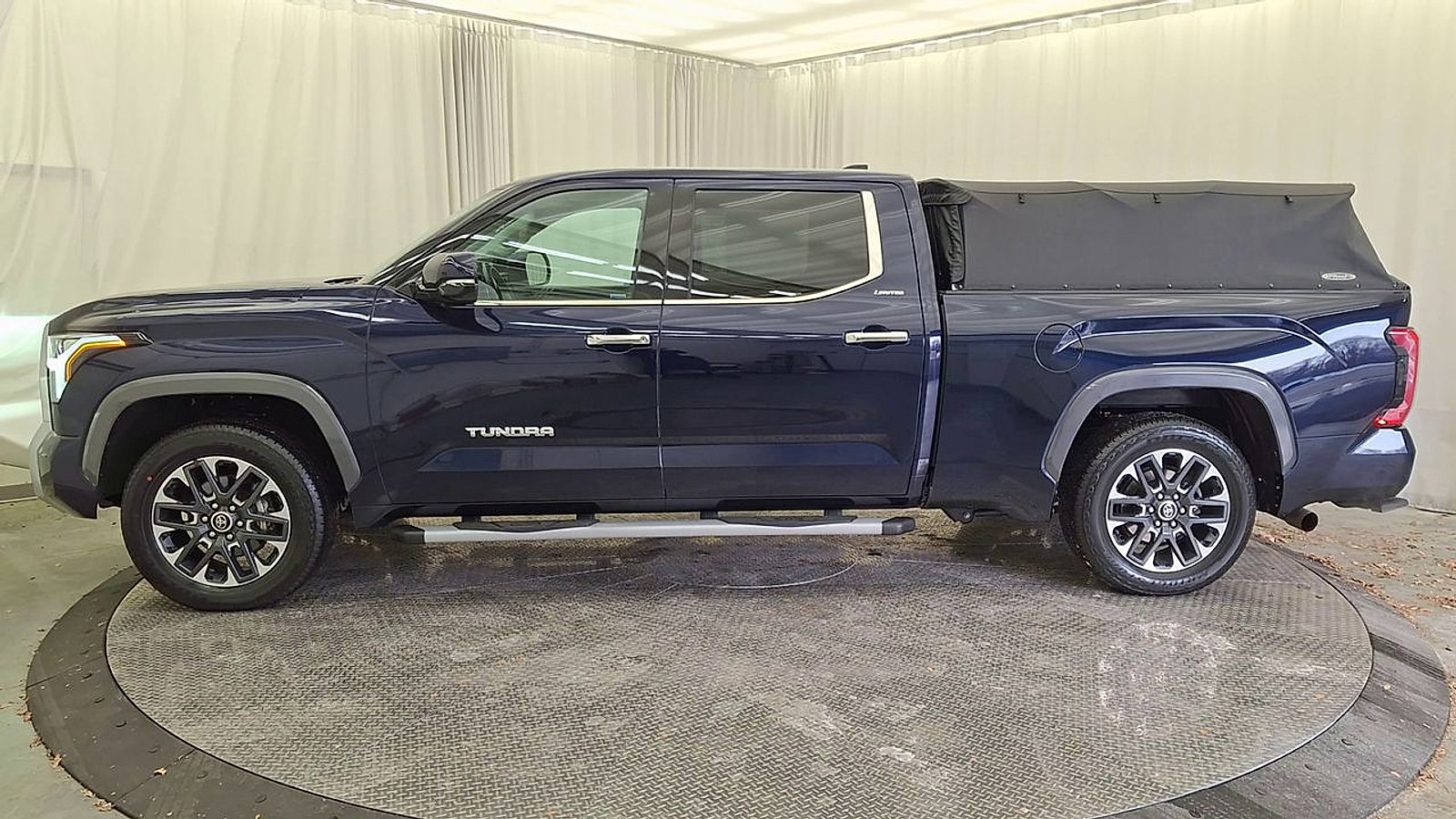 Used 2022 Toyota Tundra Limited image 8