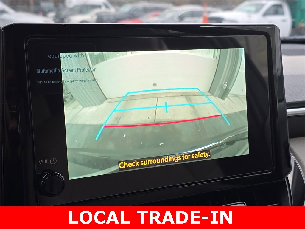 Used 2025 Toyota Corolla Cross L image 23