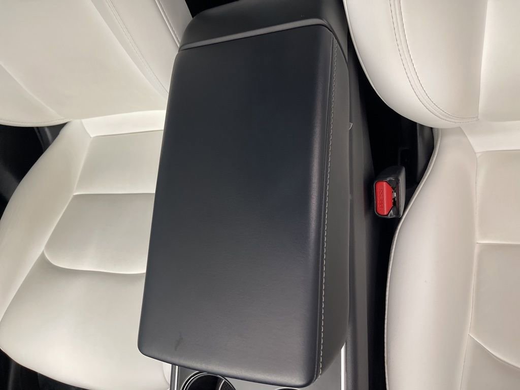 Used 2018 Tesla Model 3 Long Range image 11