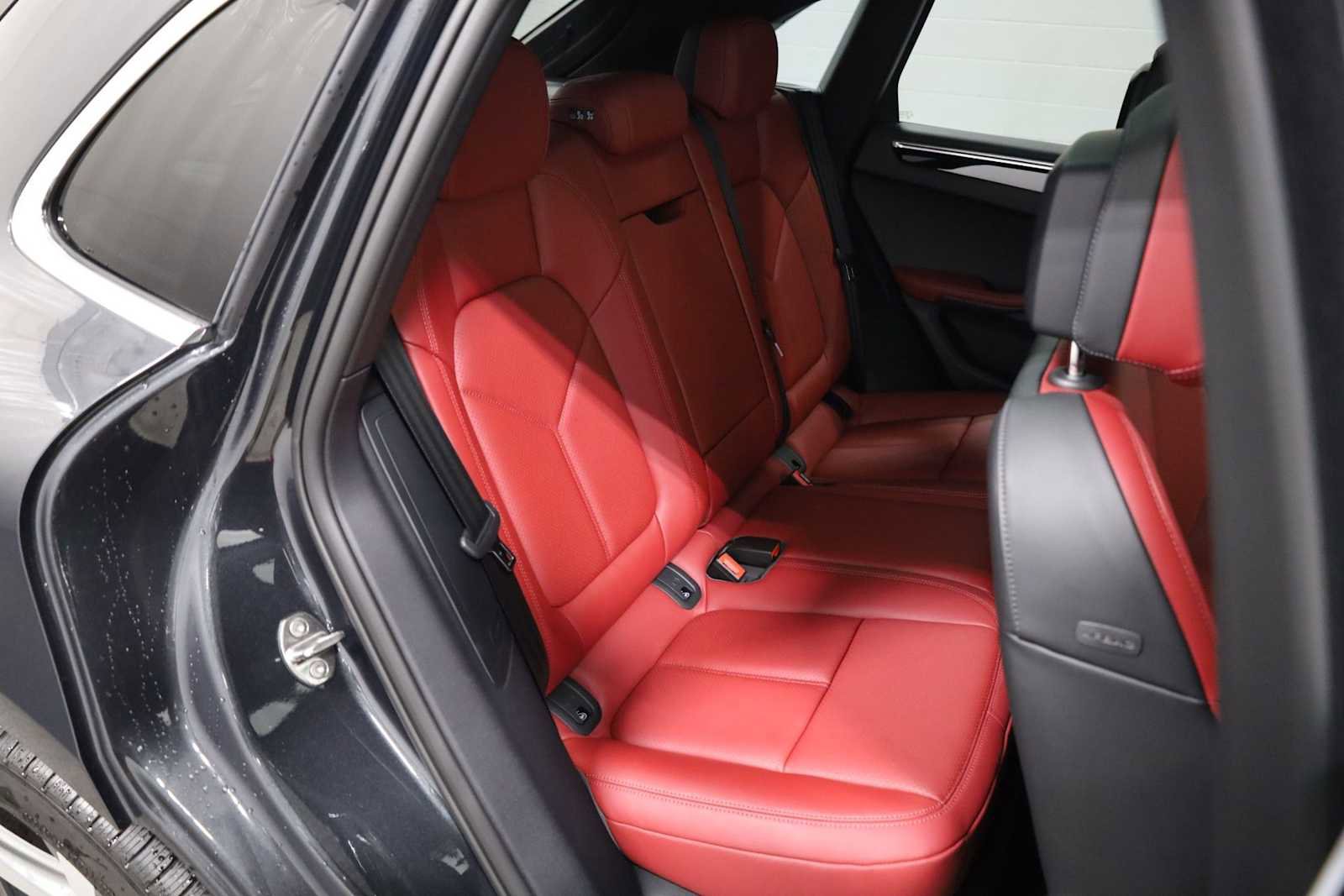 New 2026 Porsche Macan image 36