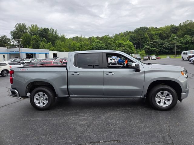 Used 2025 Chevrolet Silverado 1500 LT AWD/4WD image 9