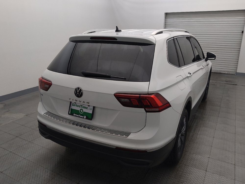 Used 2022 Volkswagen Tiguan SE FWD image 7