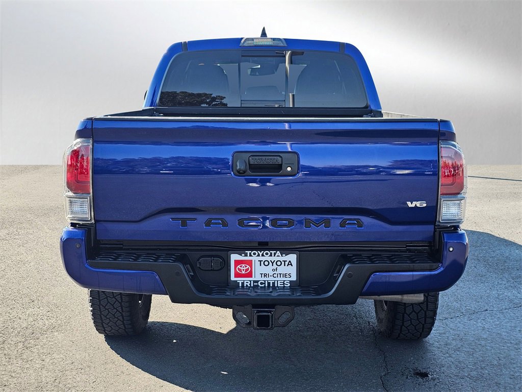 Used 2023 Toyota Tacoma TRD Off-Road image 4