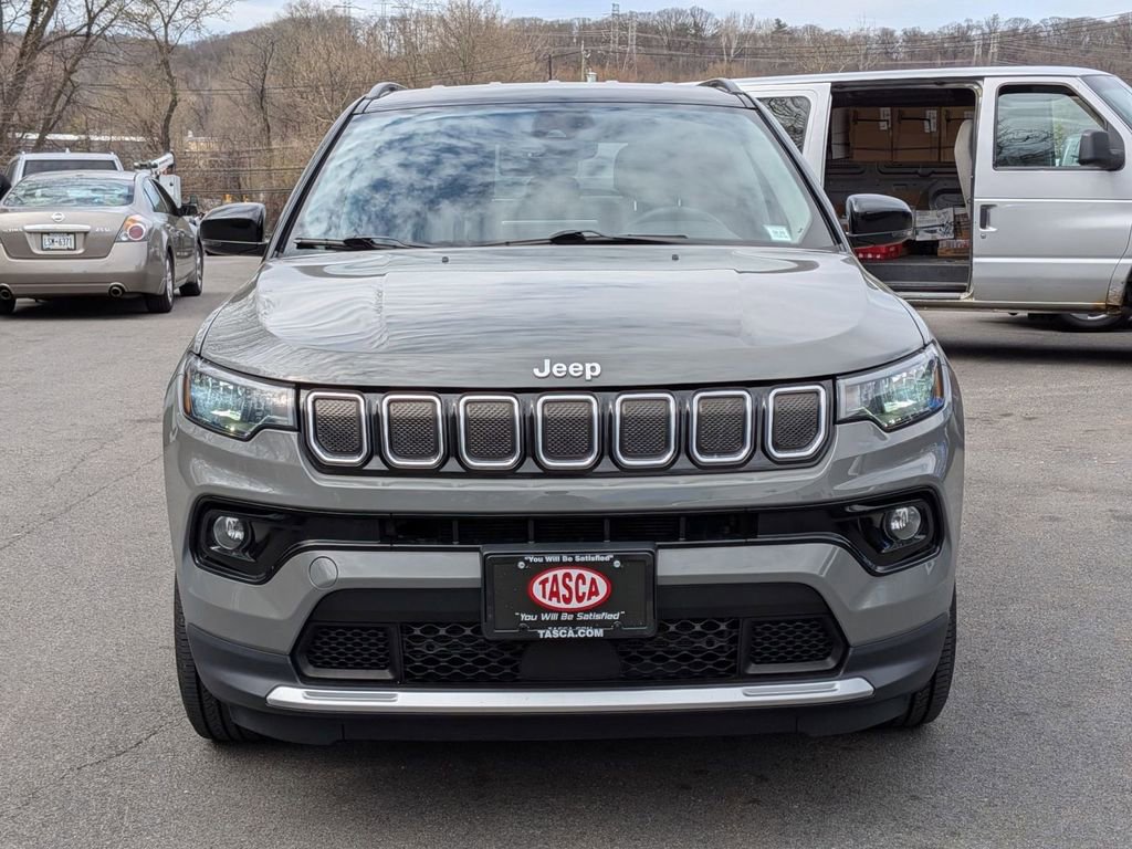 Certified 2022 Jeep Compass Limited image 9