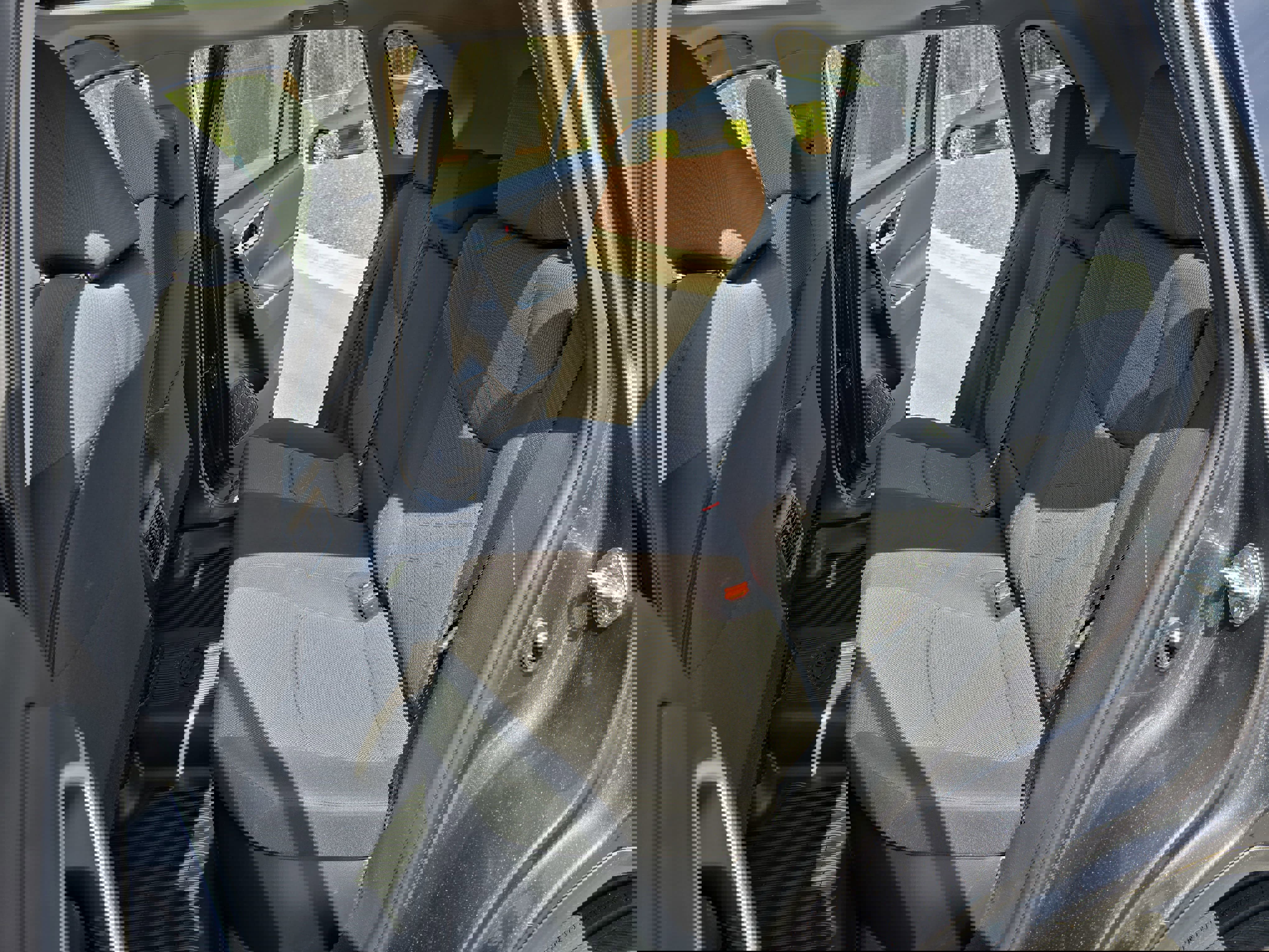 Used 2021 Toyota RAV4 XLE w/ Convenience Package image 15