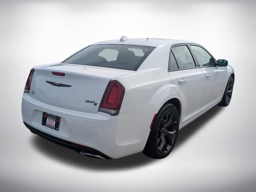 Used 2023 Chrysler 300 S image 3