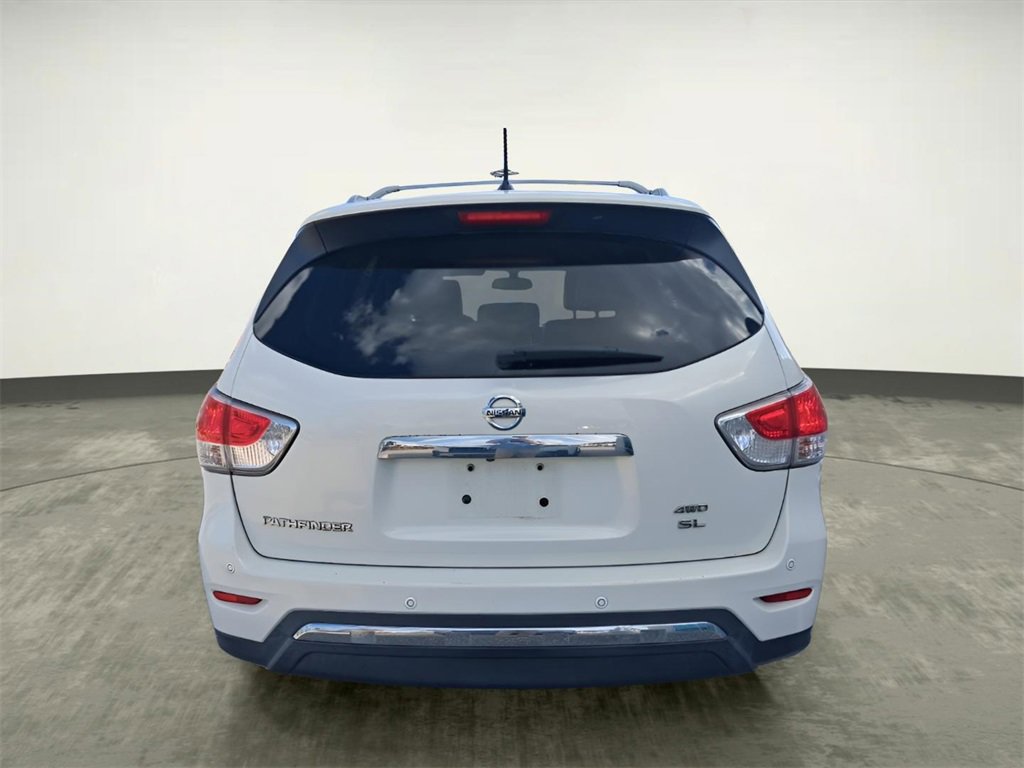 Used 2013 Nissan Pathfinder SL w/ Cargo Pkg image 4