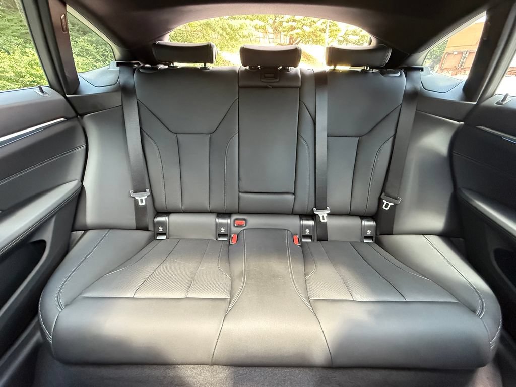 Used 2025 BMW i4 eDrive40 w/ Premium Package RWD image 24
