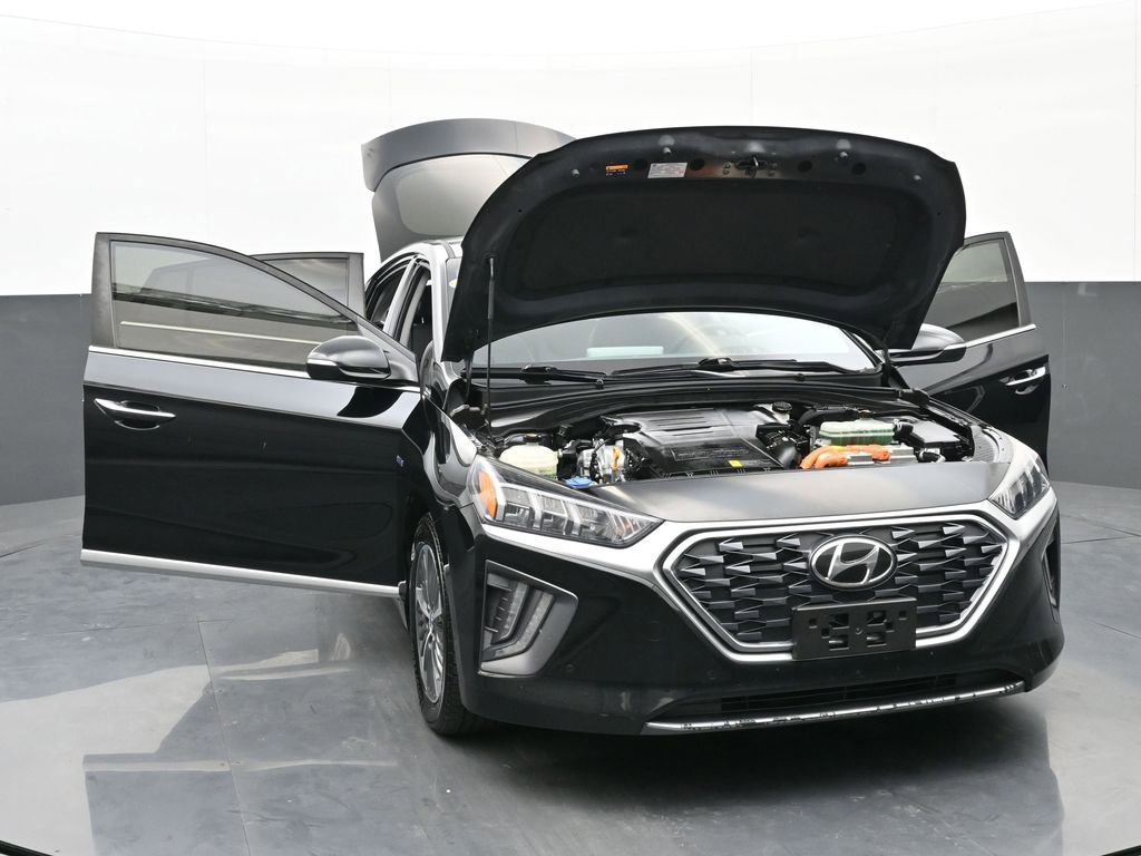 Used 2020 Hyundai Ioniq Limited image 46