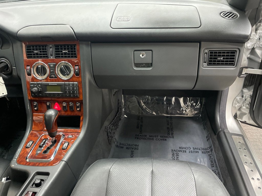 Used 2004 Mercedes-Benz SLK 320 image 35