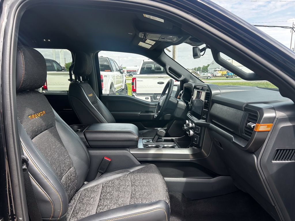 Certified 2025 Ford F150 Tremor AWD/4WD image 21