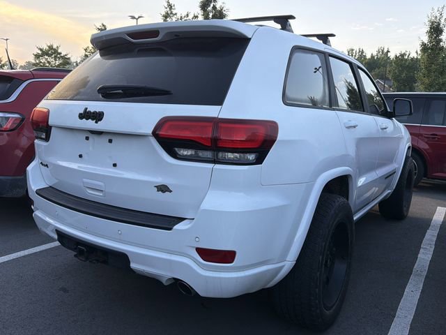 Used 2019 Jeep Grand Cherokee Altitude AWD/4WD image 4