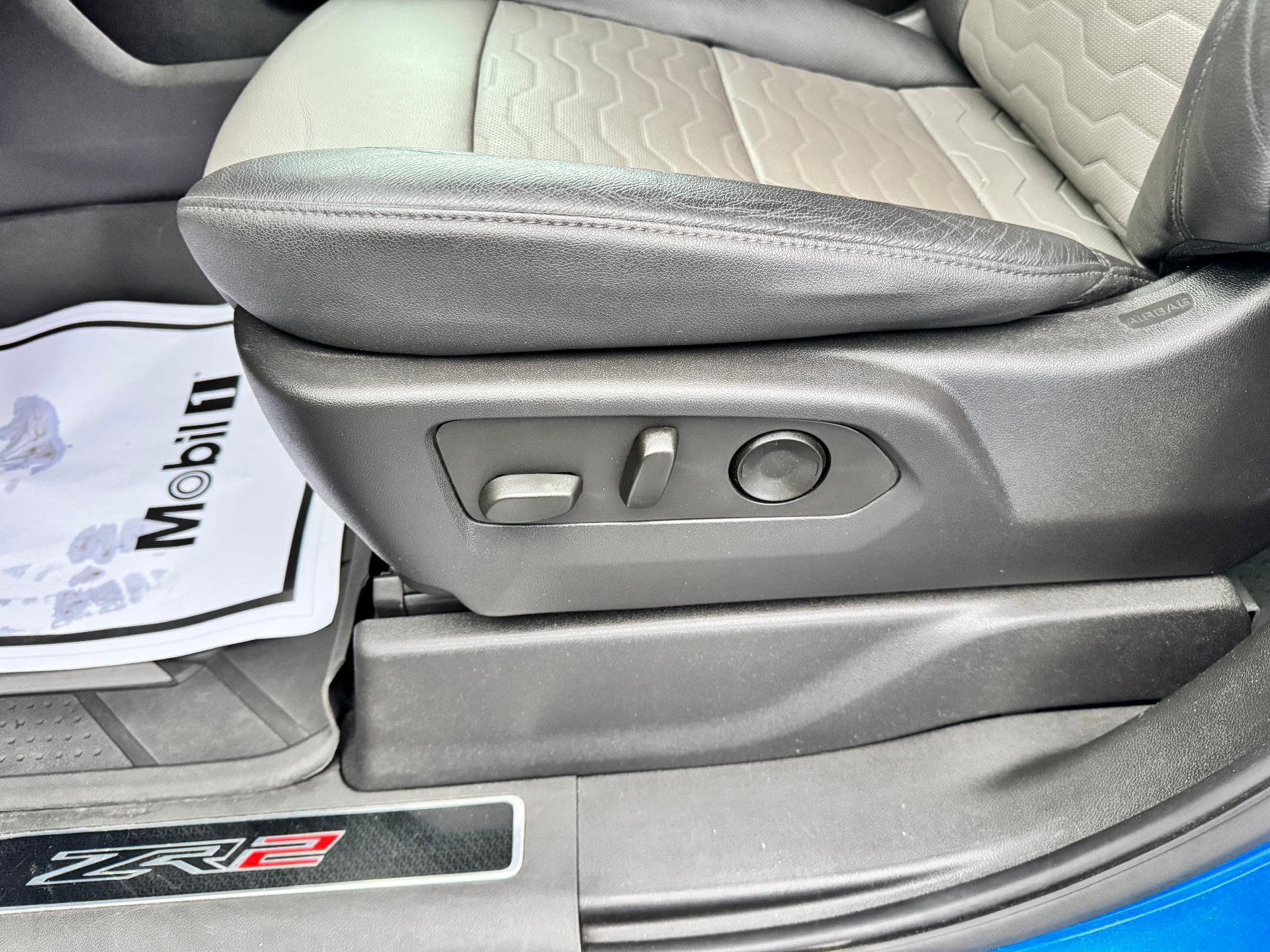 Used 2022 Chevrolet Silverado 1500 ZR2 w/ Technology Package image 12