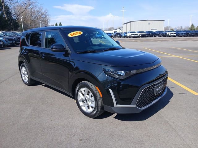 Certified 2023 Kia Soul LX w/ LX Technology Package