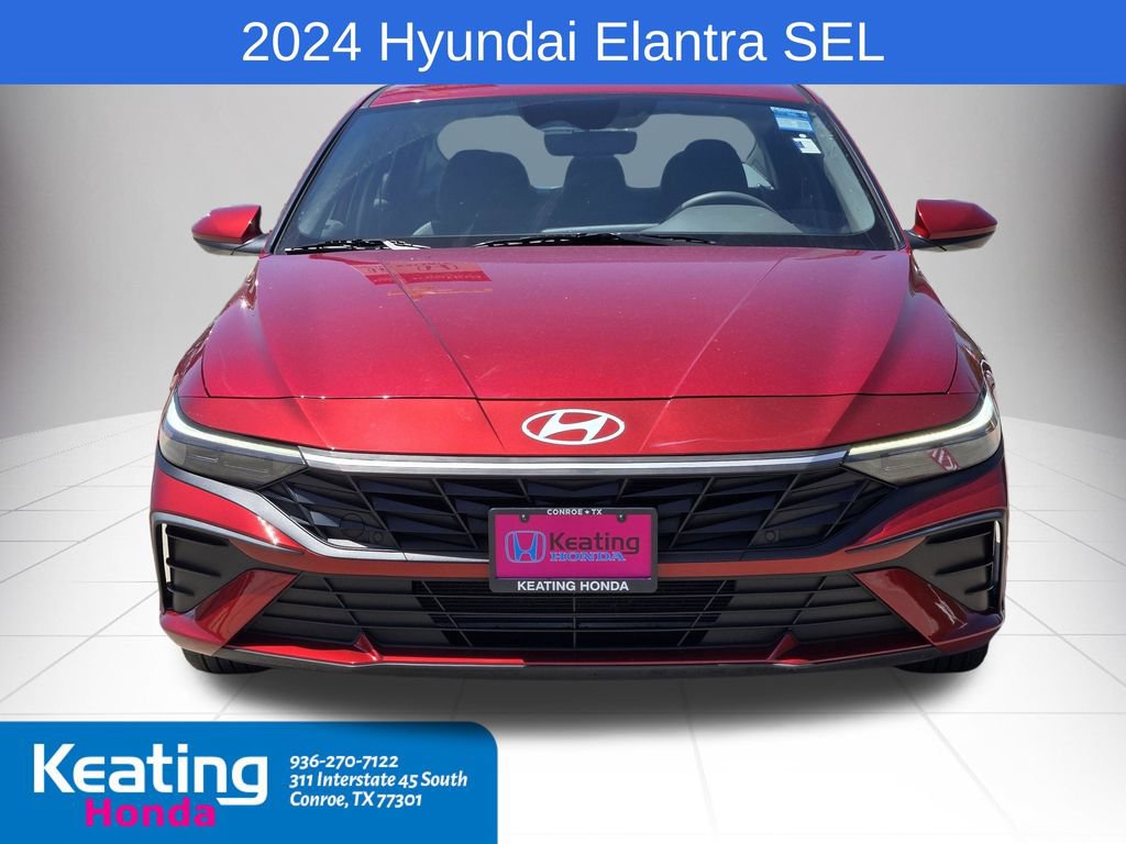 Used 2024 Hyundai Elantra SEL FWD image 2